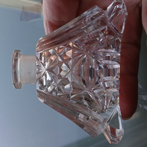 Small Empty Perfume Bottle with Stopper - Picture 4 of 6